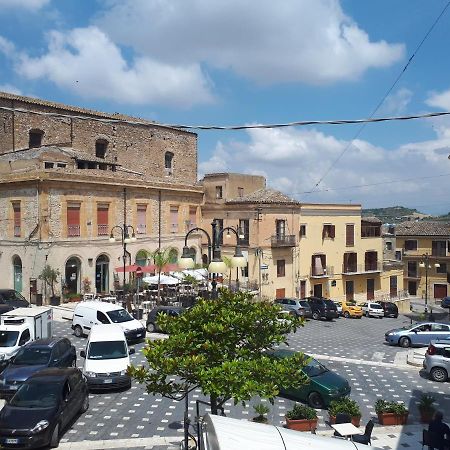 Casa Vacanza "La Chiazza Di Grutti" Grotte  Buitenkant foto